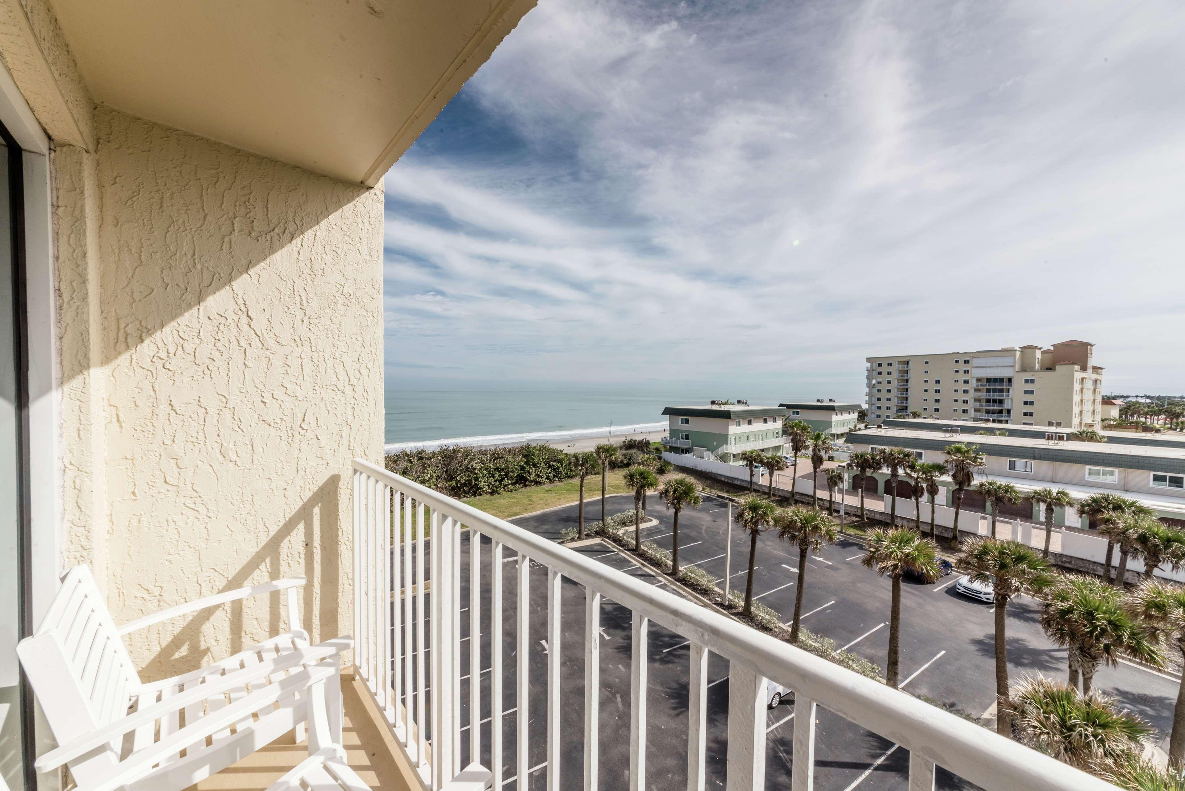 Hilton Melbourne Beach Oceanfront Екстериор снимка