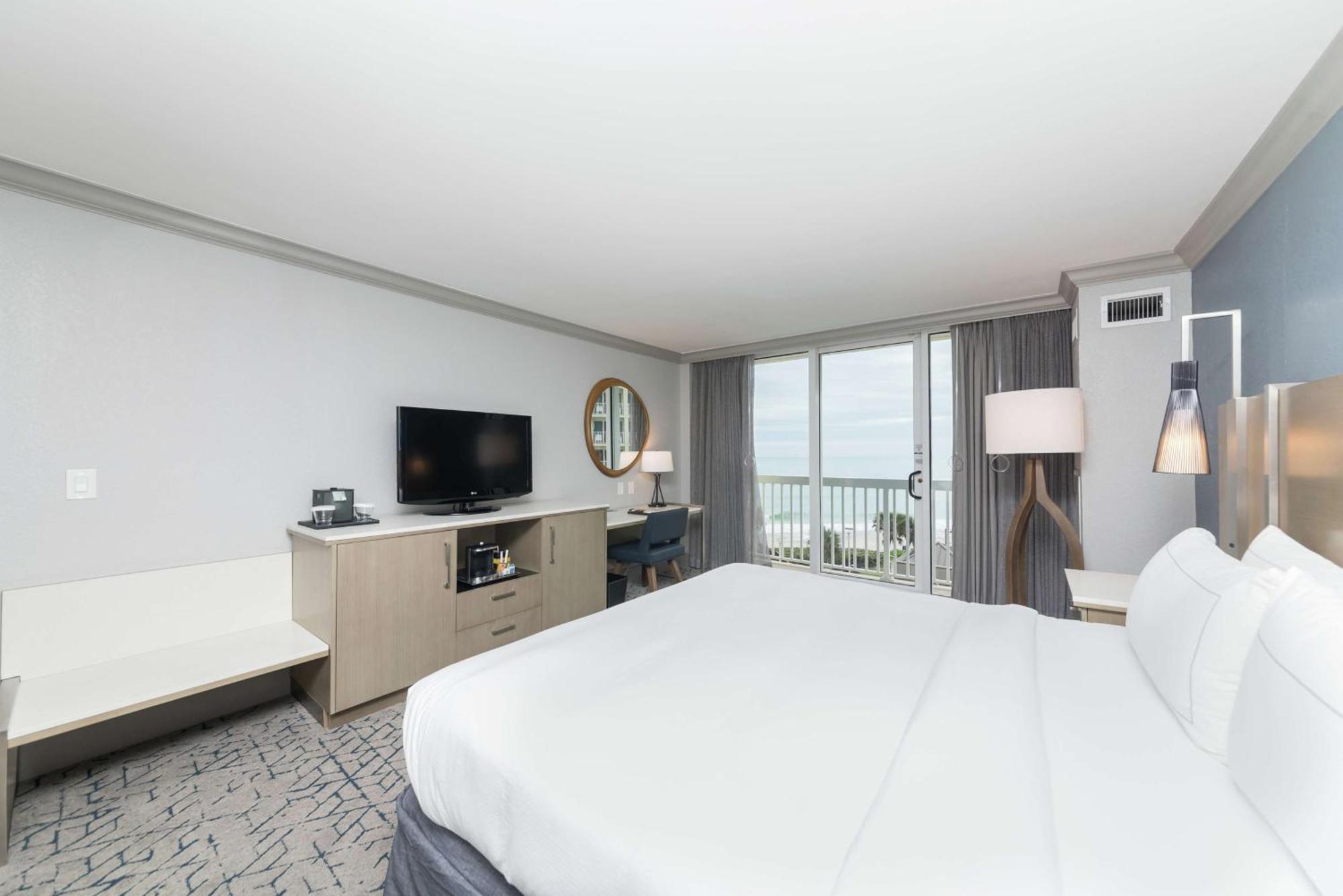 Hilton Melbourne Beach Oceanfront Екстериор снимка