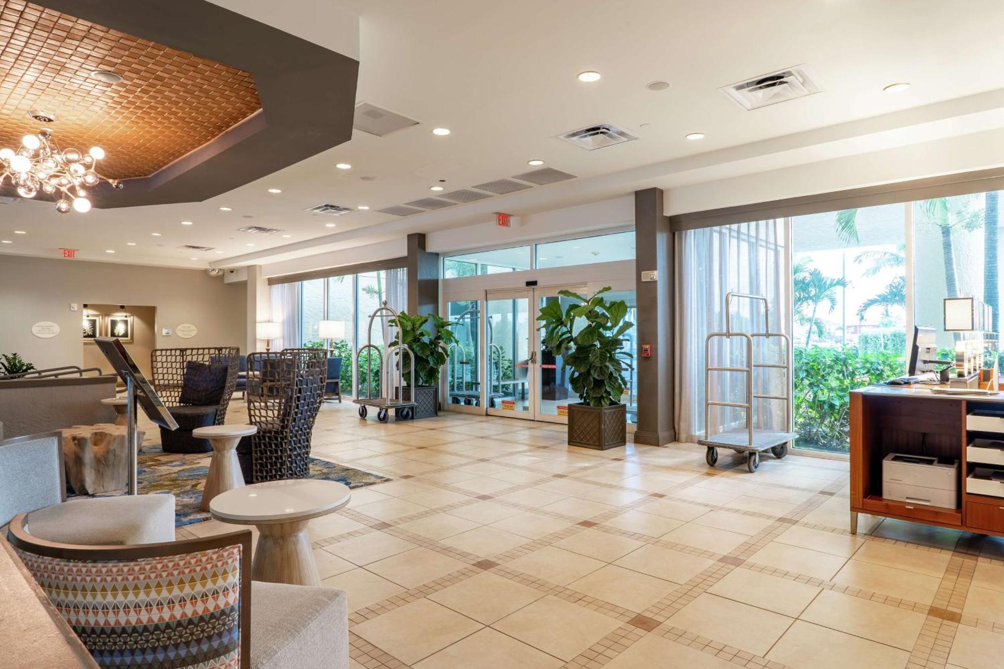 Hilton Melbourne Beach Oceanfront Екстериор снимка