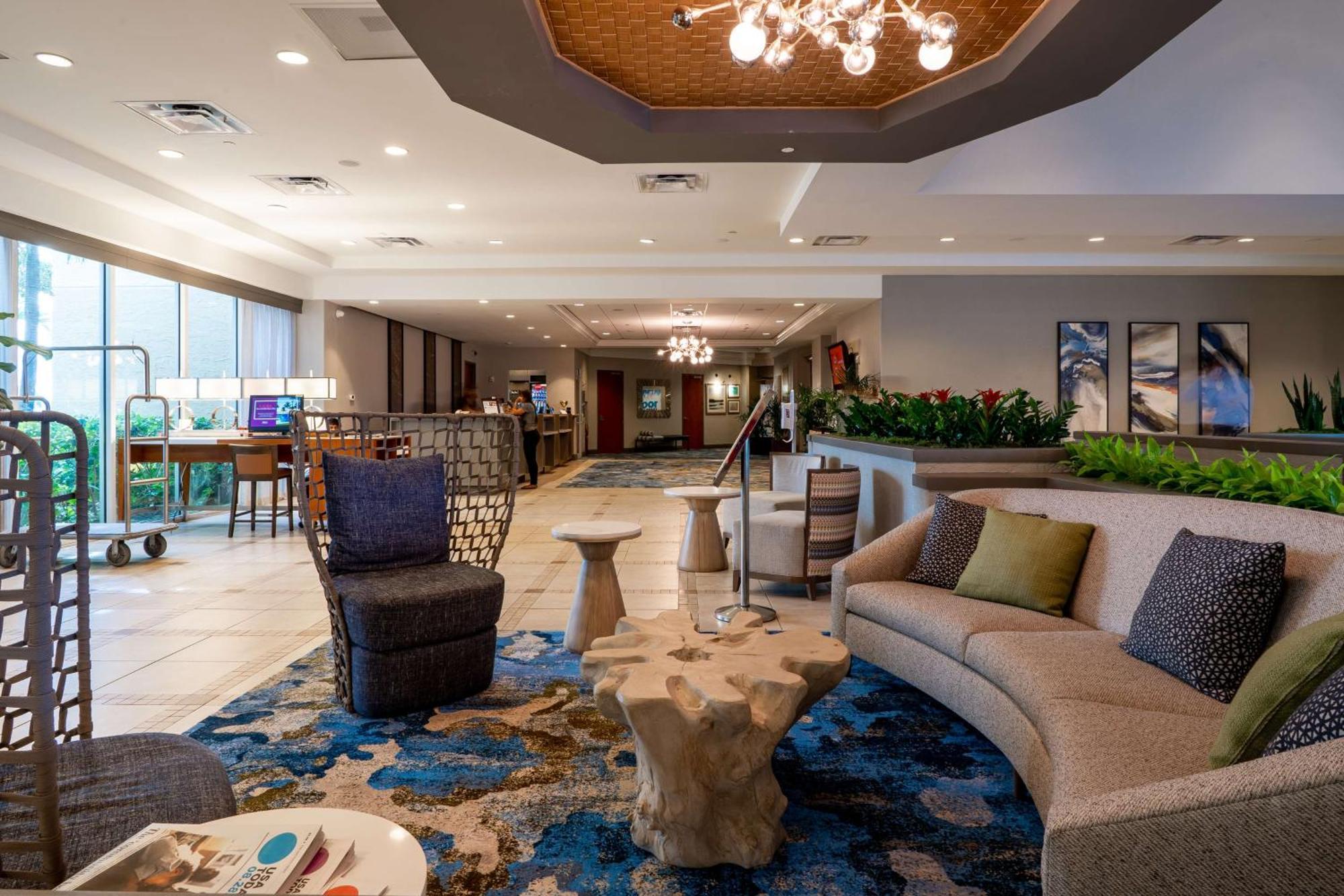 Hilton Melbourne Beach Oceanfront Екстериор снимка